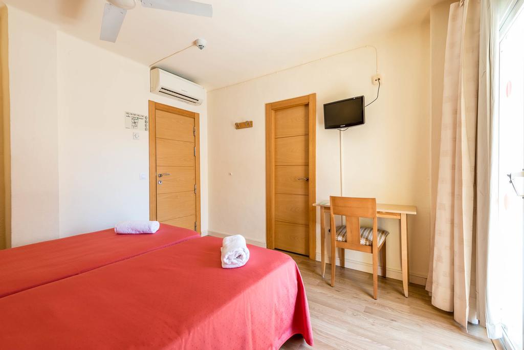 Hostal Residencia Europa Punico Hotel Ibiza-stad Buitenkant foto